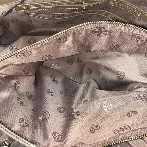 Tory Burch Shoulder Bag - Picture 10 of 14